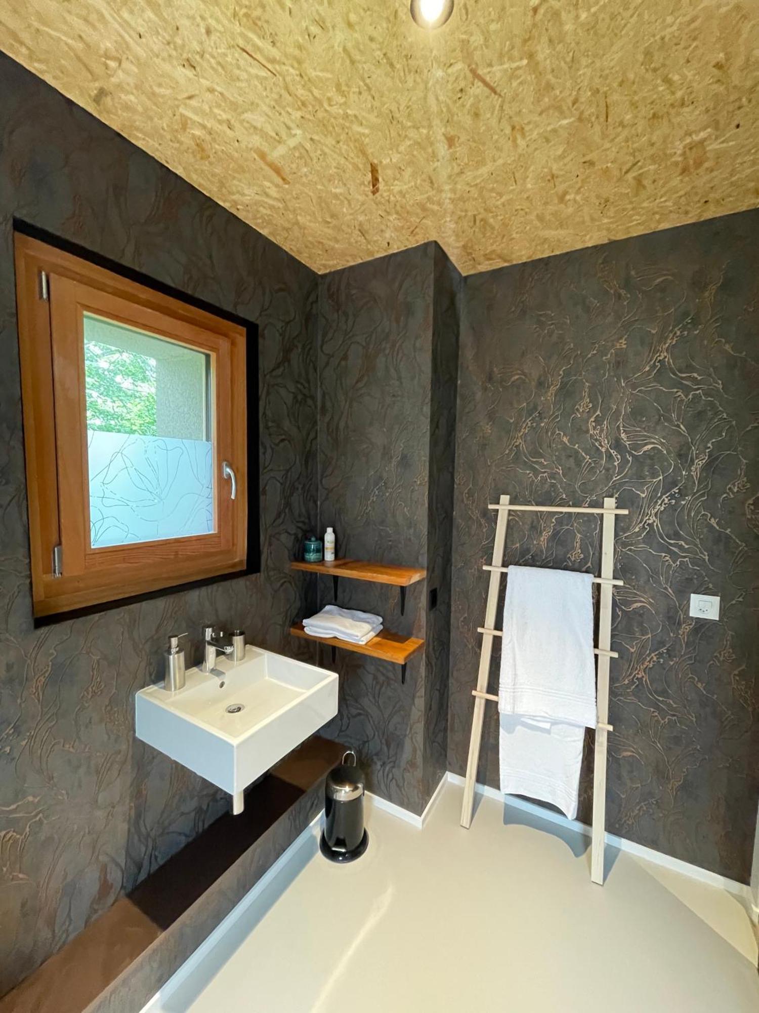 B&B La Forge De Diogne Crans-Montana Exterior photo