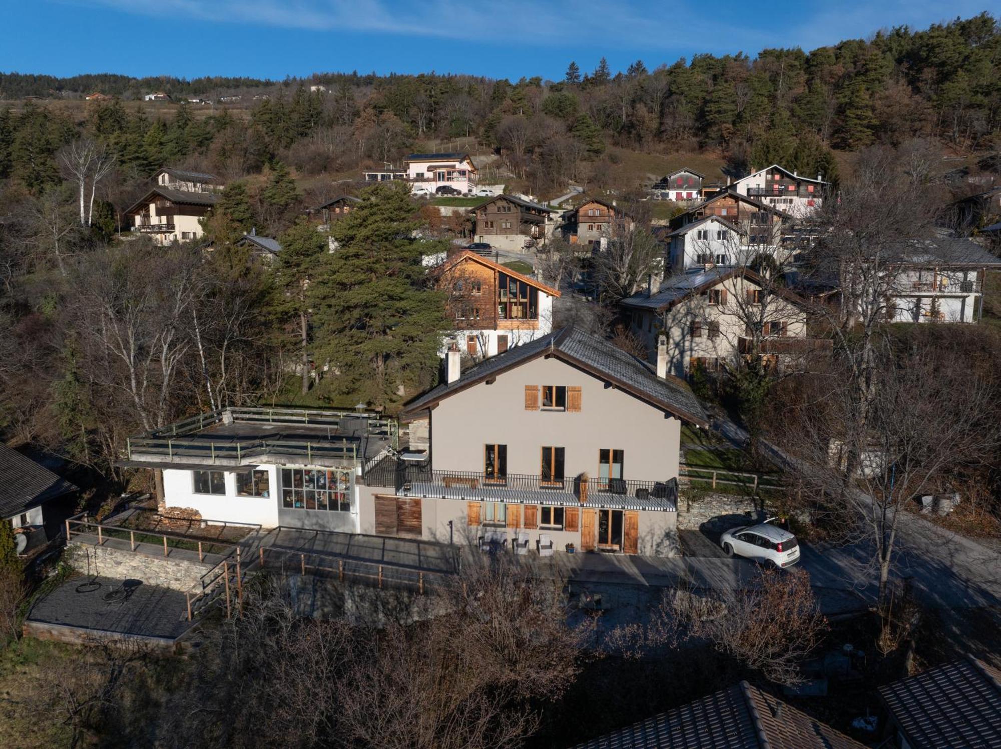 B&B La Forge De Diogne Crans-Montana Exterior photo